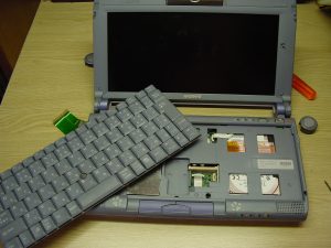 SONY VAIO PCG-C1XF分解 | にしきの理科準備室